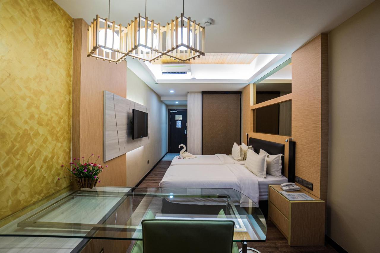 Jc Mark Hotel Bintulu Exterior photo